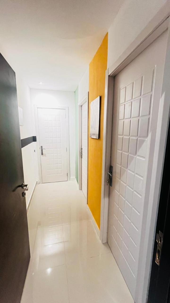 Executive Suite Room In Barsha 1 Near Moe Metro Dubai Dış mekan fotoğraf